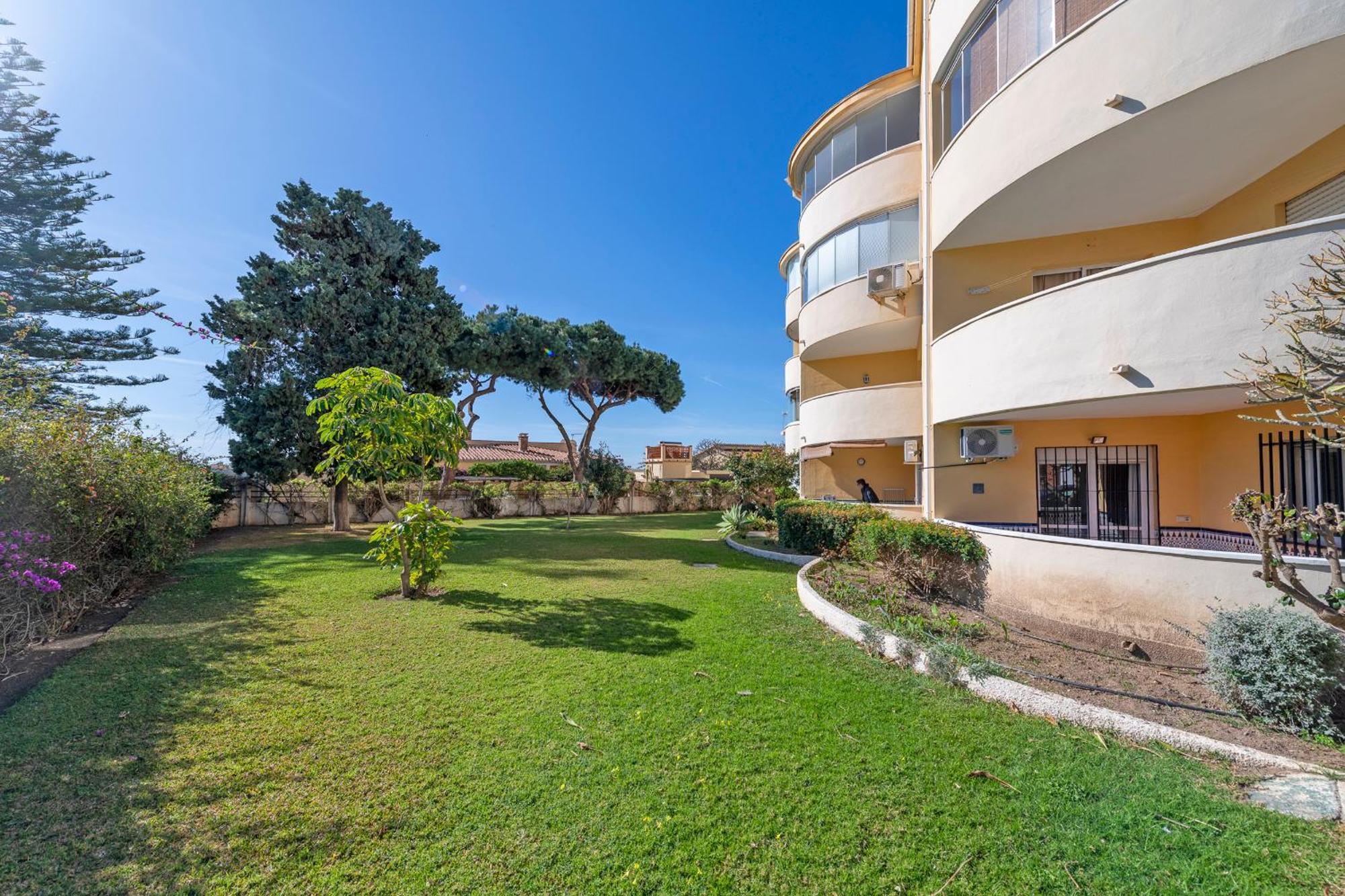 Brisamar II Primera Linea De Playa & Priv Parking Torre de Benagalbon Eksteriør bilde